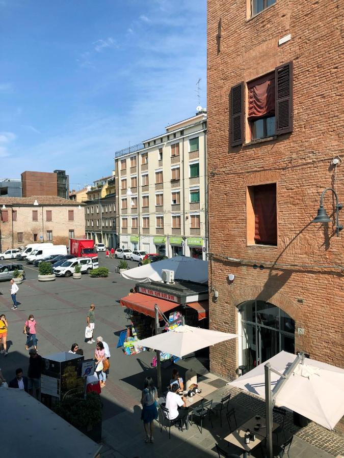 Triquetra Ferrara Exterior foto
