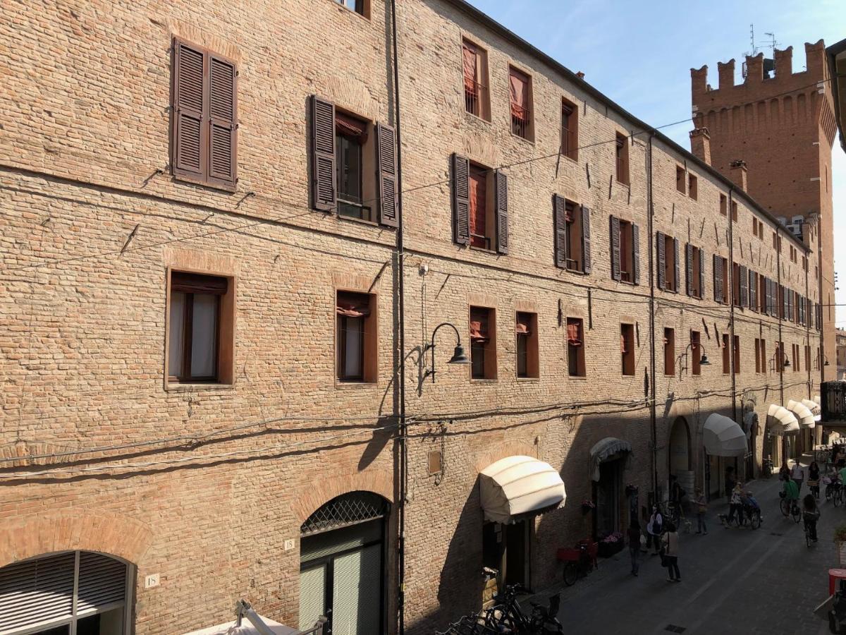 Triquetra Ferrara Exterior foto